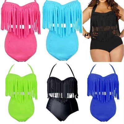 Cinco fatos de banho femininos com franjas em várias cores