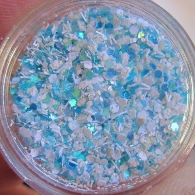 Recipiente com glitter decorativo azul e branco brilhante