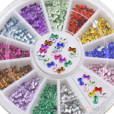 Conjunto de pedras para decoração multicoloridas organizadas em recipiente plástico circular