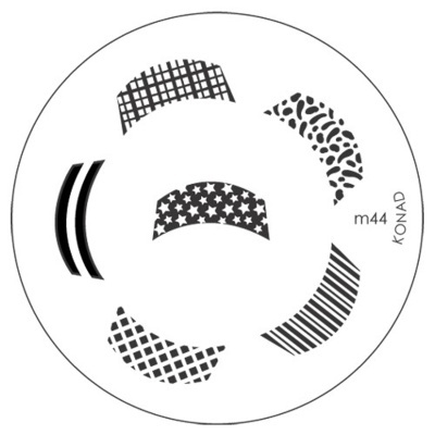 Placa redonda metálica para carimbo de unhas com padrões variados em preto e branco