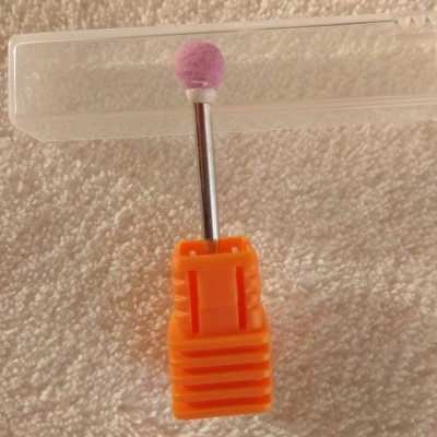 Ponta de lixa esférica rosa com suporte metálico e base plástica laranja