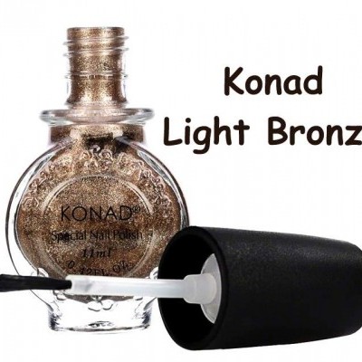 Frasco de verniz de unhas KONAD Light Bronze com tampa preta aberta