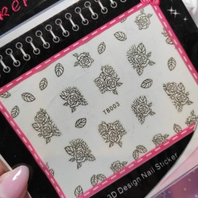 Adesivos para unhas 3D com flores douradas e folhas, código TB003