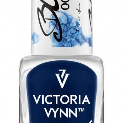 Frasco de esmalte azul escuro Victoria Vynn com tampa branca decorada
