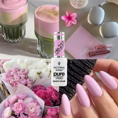 Colagem de bebidas, verniz de unhas, flores e unhas pintadas em rosa claro.