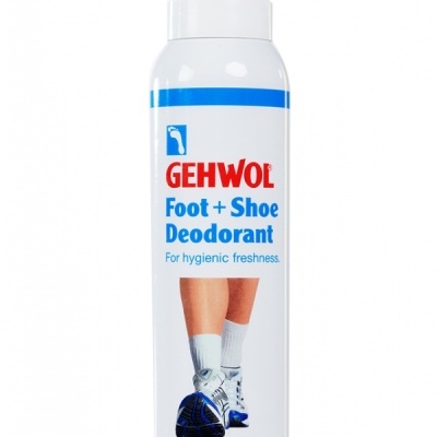 Frasco branco de desodorizante GEHWOL Foot + Shoe Deodorant com tampo branco e texto colorido