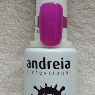 Verniz gel Andreia professional cor rosa fúcsia em frasco branco