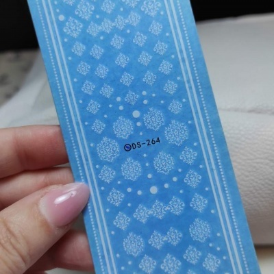 Cartela azul clara com padrões brancos e código DS-264