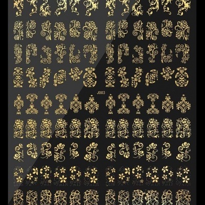 Decalques para unhas dourados com vários padrões florais e geométricos em fundo preto