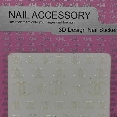Embalagem de adesivos 3D para unhas com desenhos em relevo na cor branca e fundo rosa.
