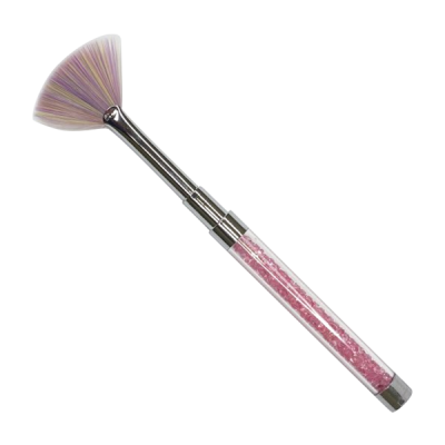 Pincel leque com cabo metálico rosa e cerdas lilás e brancas