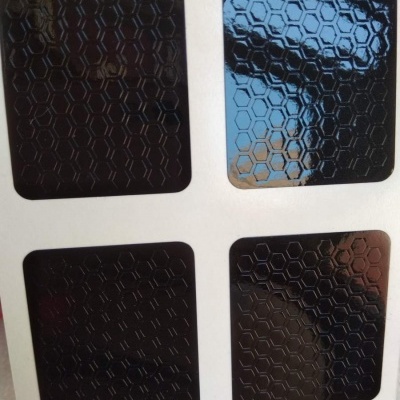 Autocolantes quadrados pretos com padrão hexagonal em relevo