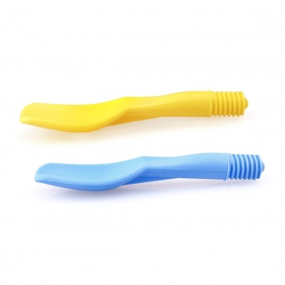 Utensílios para sopa amarelo e azul com cabo rosqueável