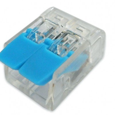 Conector elétrico transparente com alavancas azuis