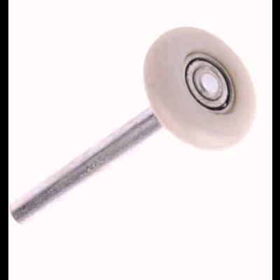 Peça metálica com roda branca e rolamento no centro