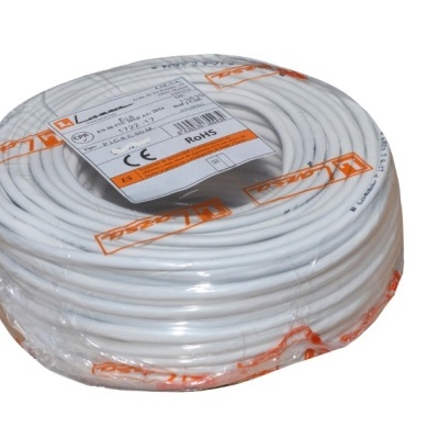 Rolo de cabo elétrico branco com etiqueta visível