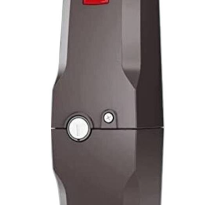 Dispositivo cinza-escuro com logotipo BFT em vermelho e branco e elementos circulares na parte central