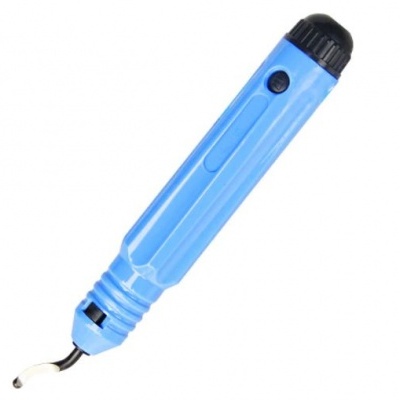 Caneta azul com ponta metálica curva e botão preto