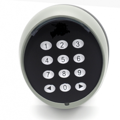 Teclado numérico digital redondo preto e cinza com botões brancos