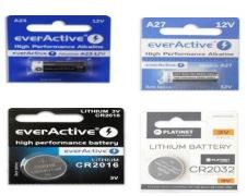 Quatro baterias em embalagens de diferentes tipos e tamanhos da marca everActive.