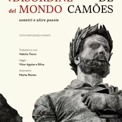 Capa de livro AMORE e DISORDINE del MONDO de Luís de Camões com estátua ilustrada a preto e branco