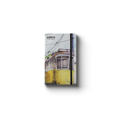 Livro com capa ilustrada de elétrico amarelo e castanho em Lisboa com texto 'LISBOA AZULEJO'