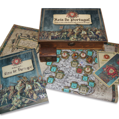 Jogo de tabuleiro histórico 'Reis de Portugal' com material variado