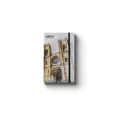 Caderno capa dura com desenho da Sé de Lisboa e texto LISBOA SEDE, fundo branco