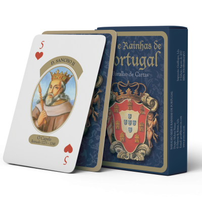 Baralho de cartas Rainhas de Portugal com caixa azul e carta 5 de copas com rei