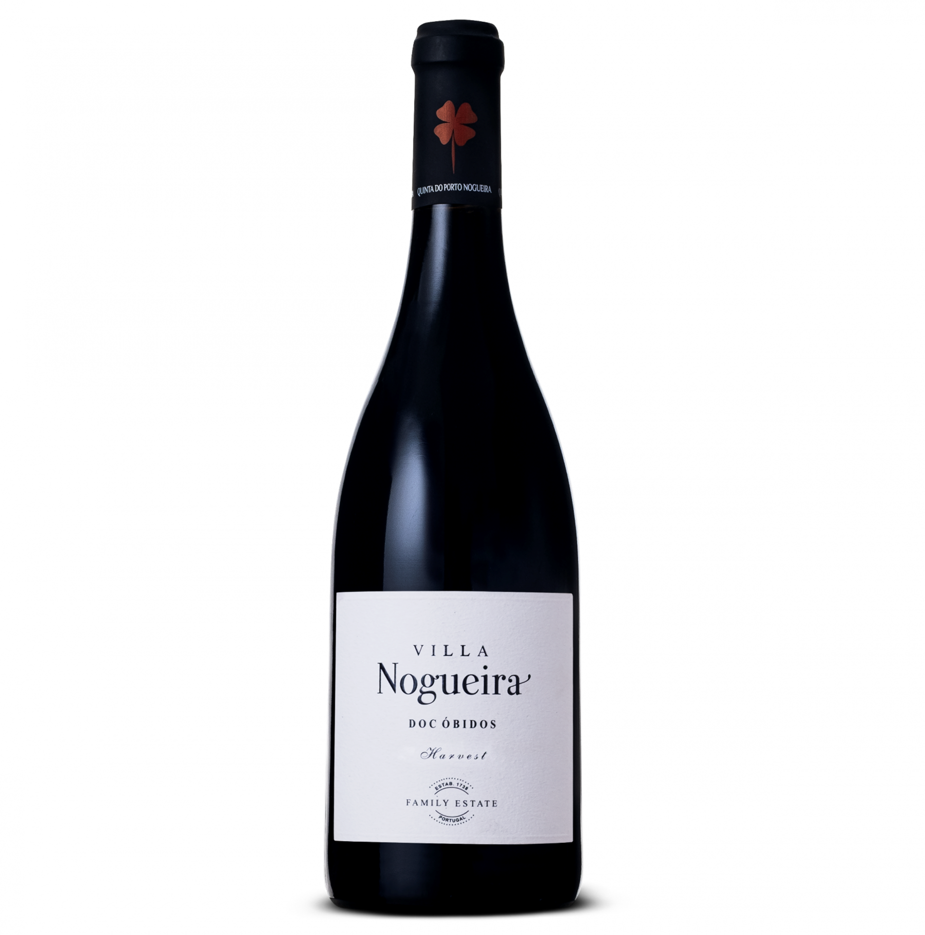 Garrafa de vinho tinto Villa Nogueira com rótulo branco e cápsula preta