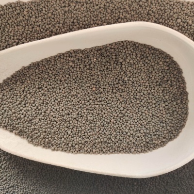 Areão esférico de cor preta