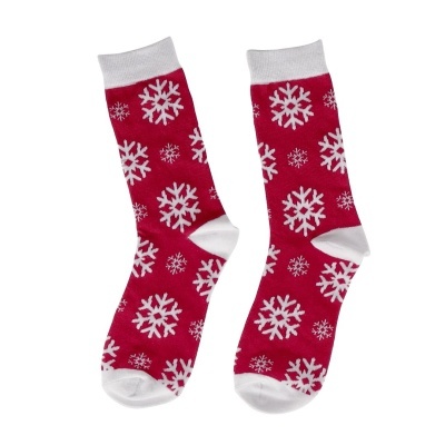 Meias vermelhas com flocos de neve brancos e detalhes em branco nas extremidades