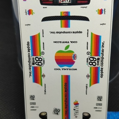 Folha de decalques para Hot Wheels Datsun 240Z com logotipo colorido da Apple e textos variados