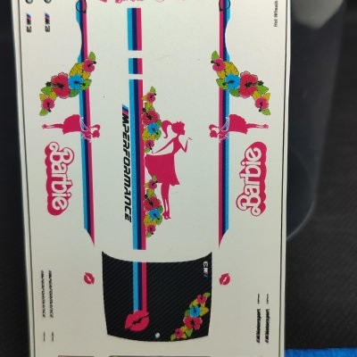 Folha de autocolantes para carro Hot Wheels BMW M3 WAGON com motifs Barbie e flores