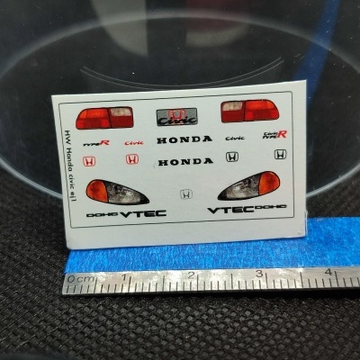 Folha de autocolantes para modelos de carros Honda Civic em fundo escuro com régua azul e preta