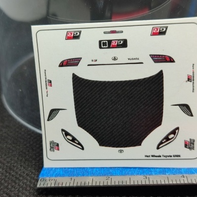 Folha de autocolantes para carro Hot Wheels Toyota GR86 com vários desenhos e logotipos