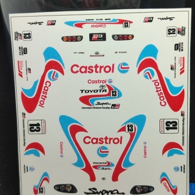 Folha de adesivos Toyota Supra Castrol com régua para escala