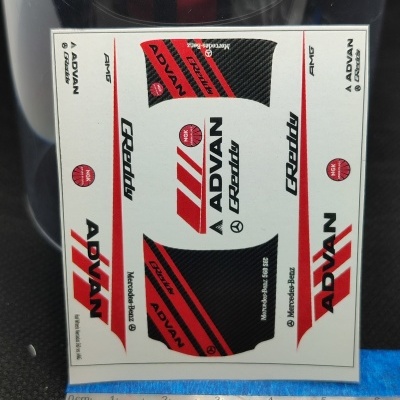 Autocolantes para carros com design preto, vermelho e branco e texto ADVAN, GReddy, AMG, NGK e Mercedes-Benz