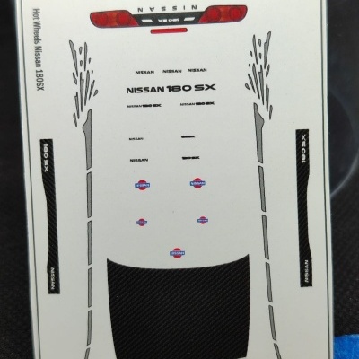 Folha de autocolantes para modelo Hot Wheels Nissan 180SX com decalques e logótipos.