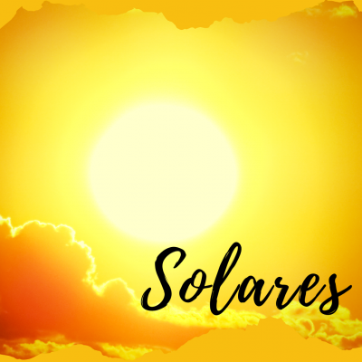 Sol brilhante com nuvens num fundo amarelo com o texto 'Solares'