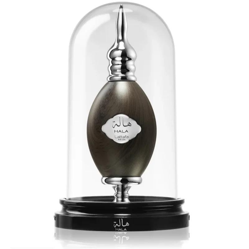 Lattafa Pride Hala Eau de Parfume para homens Frasco de perfume em copa de vidro com base preta e texto branco