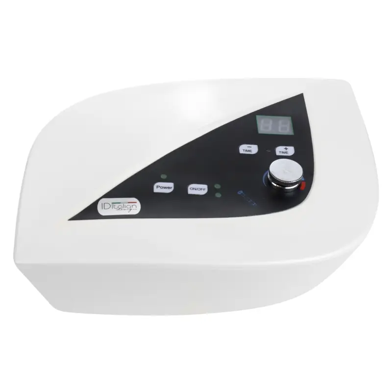 Italiandesign APARELHO DE MICRODERMOABRASÃO FACIAL COM PONTA DE DIAMANTE Aparelho eletrónico branco com painel de controlo preto e botões brancos