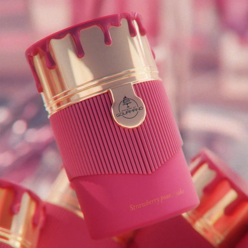 Strawberry Pound Cake eau de parfum para mulheres 100ml Copo rosa reutilizável com tampa dourada e emblema metálico