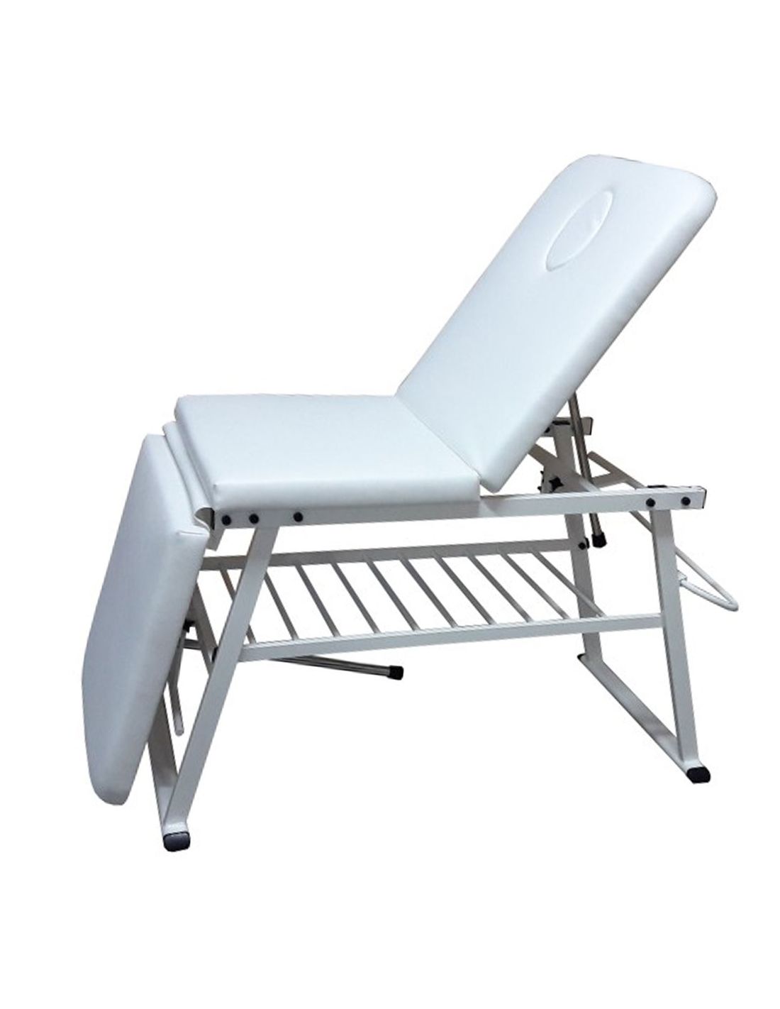 Marquesa 3 Módulos C/ Estrado Cama de massagem branca com estrutura metálica e estofamento em vinil.