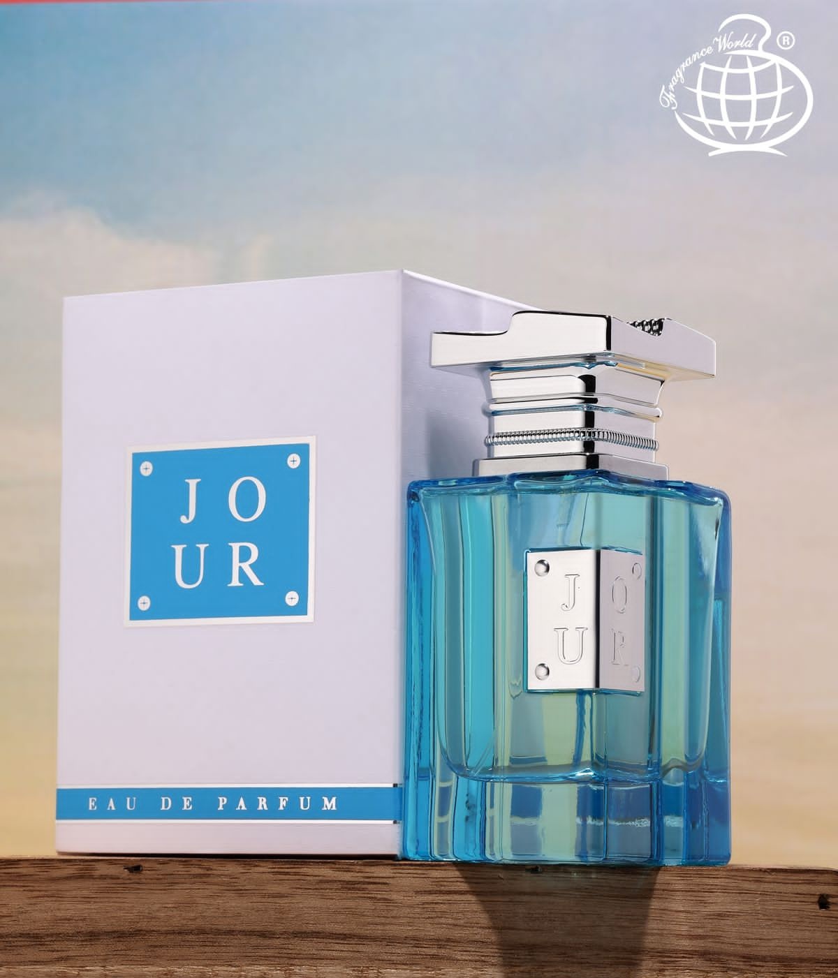 Fragrance World Jour Eau de Parfum Frasco de perfume azul com embalagem branca marcada J O U R