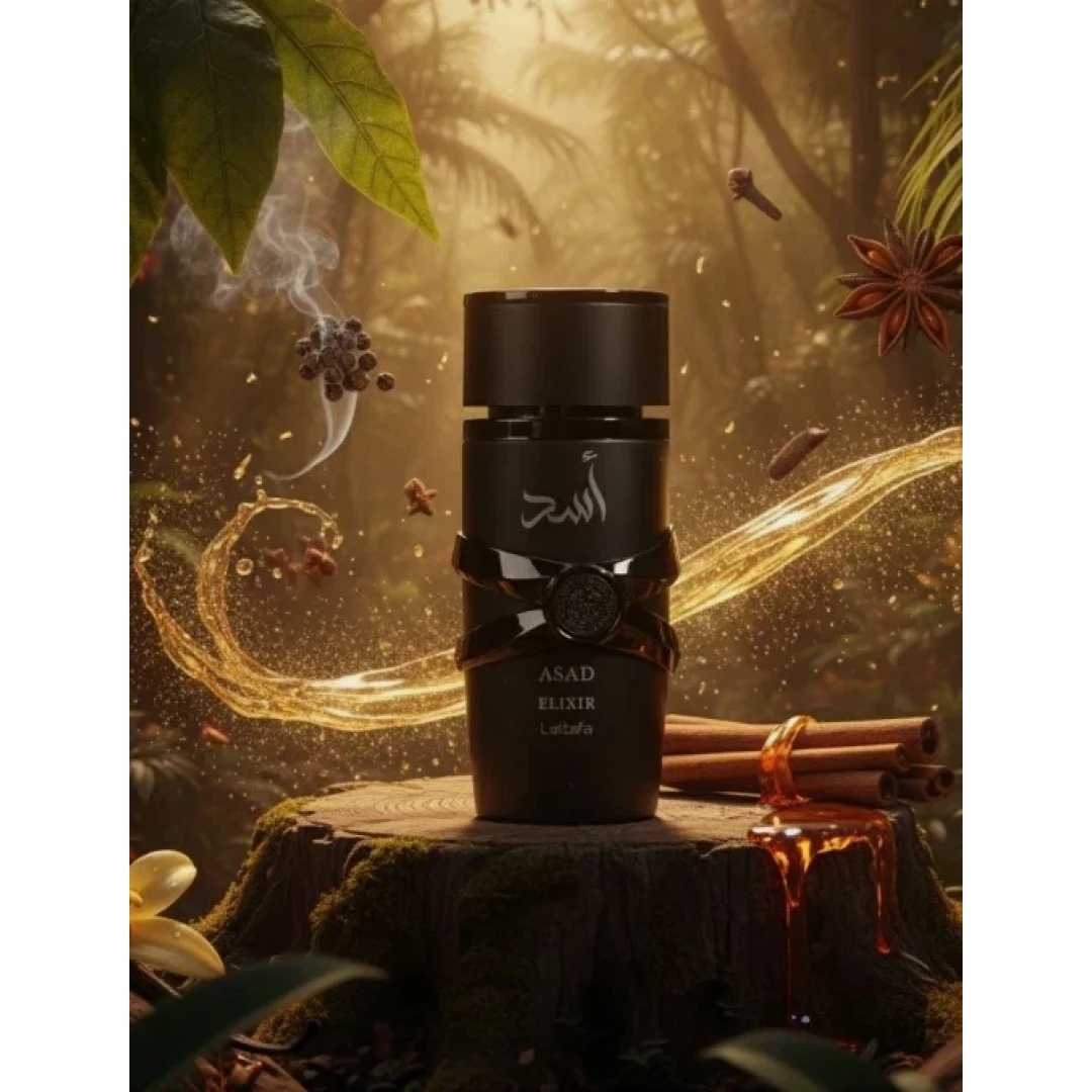 Asad Elixir de Lattafa - Eau de parfum para homem - 100 ml Frasco preto de perfume ASAD ELIXIR Lattafa com fita preta em tronco de árvore com canela e mel