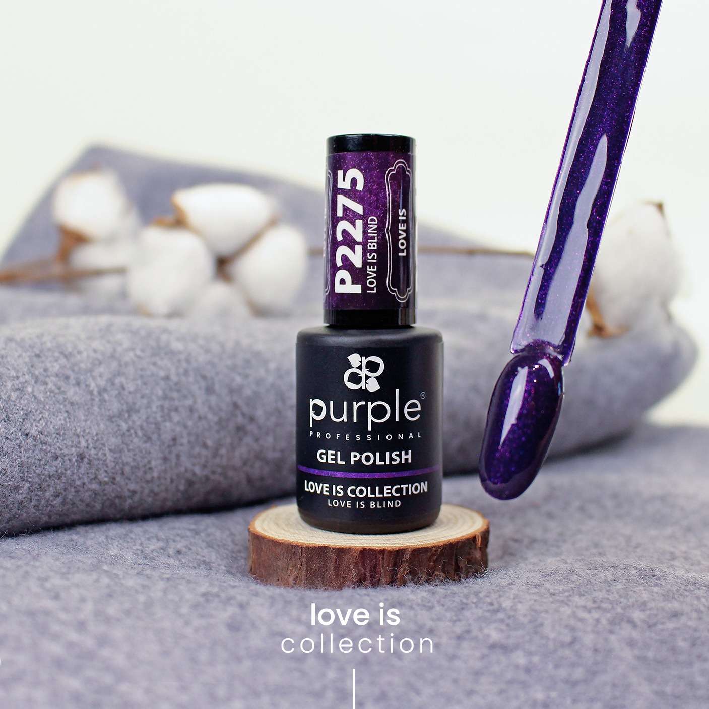 Purple Verniz Gel P2275 GEL POLISH LOVE IS BLIND 10ml Frasco de verniz gel roxo Purple Professional sobre base de madeira com aplicador ao lado