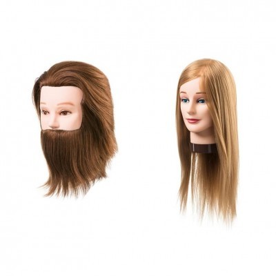 Cabeças de manequim com cabelo sintético castanho e loiro sobre fundo branco