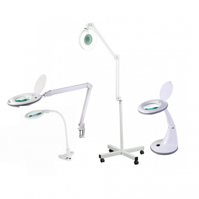 Quatro lupas de aumento brancas com luz LED e diferentes tipos de base e fixação.