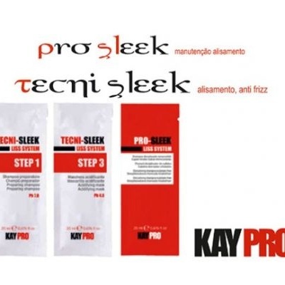 Produtos KAY PRO para alisamento capilar Tecni-Sleek e Pro-Sleek com embalagens branco e vermelho